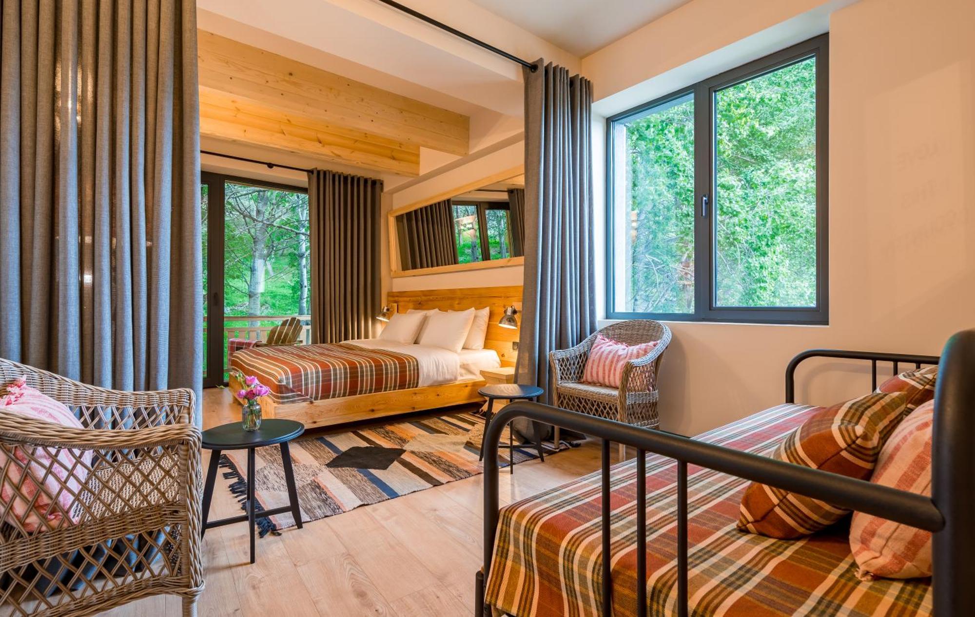 1740 Boutique Hotel Kazbegi Eksteriør billede